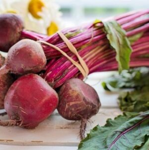 Bunch_of_Organic_Beetroot
